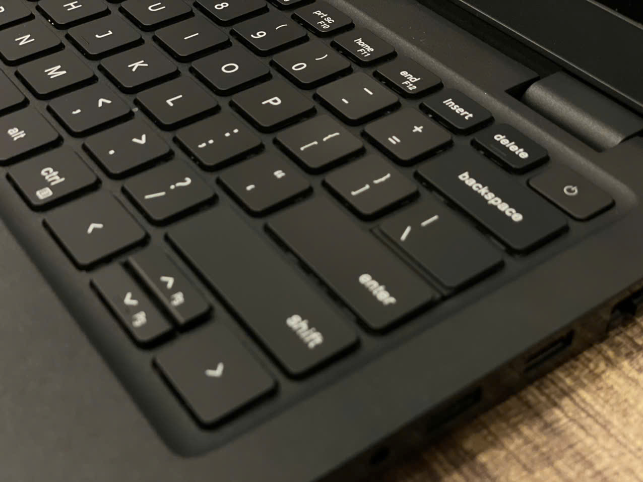 Laptop Dell Latitude 3420 - 14" FHD / I5-1135G7 / 8GB / 256GB (2nd)