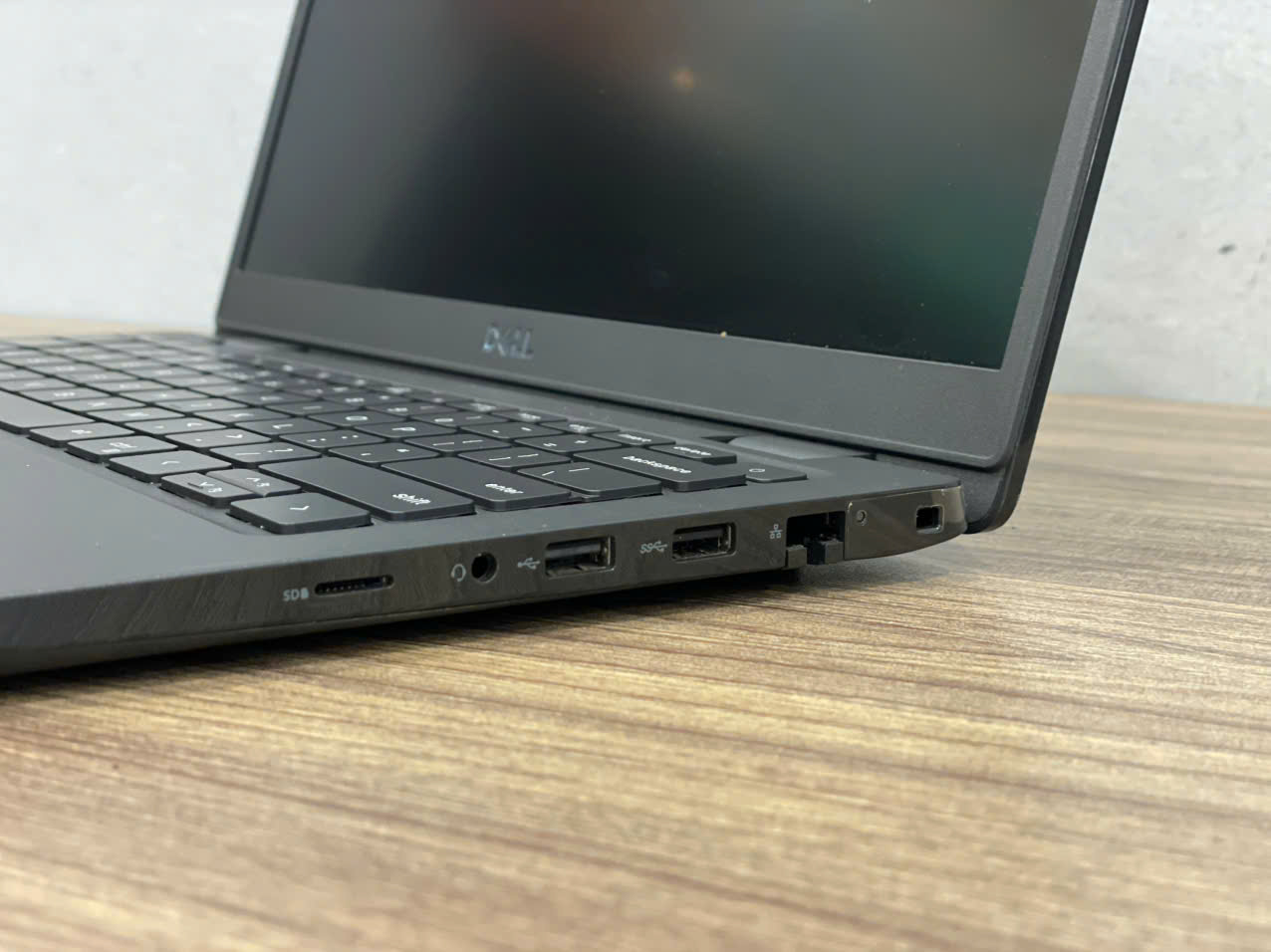 Laptop Dell Latitude 3420 - 14" FHD / I5-1135G7 / 8GB / 256GB (2nd)