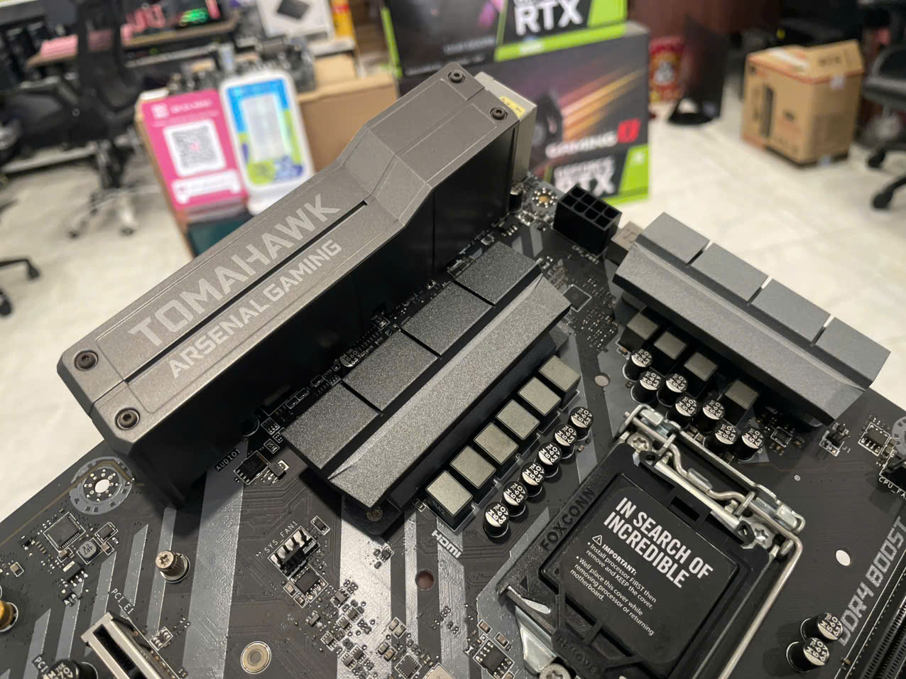 Z370 TOMAHAWK MSI (ATX / 1151) FULL BOX (Tạm hết hàng)