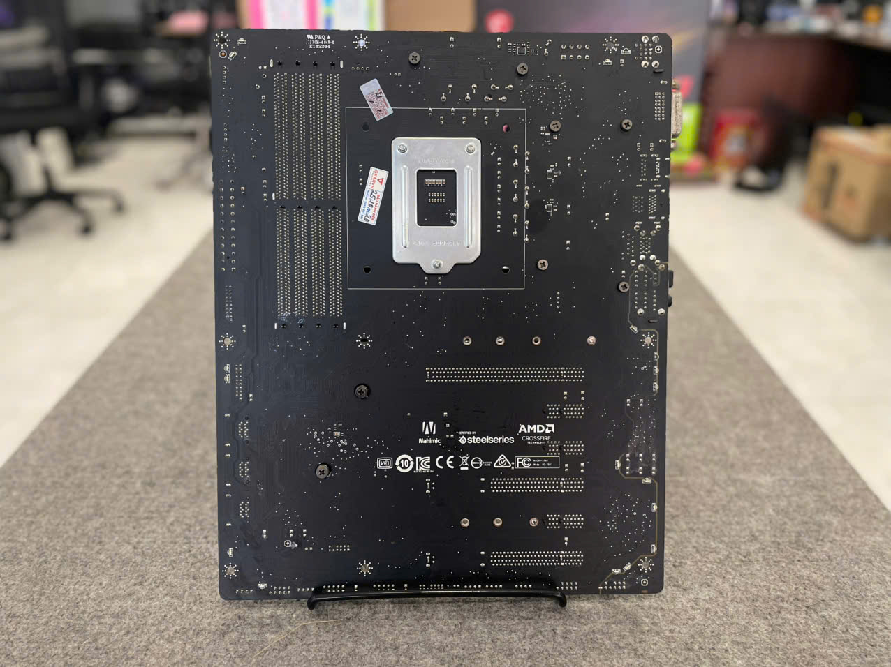 Z370 TOMAHAWK MSI (ATX / 1151) FULL BOX (Tạm hết hàng)