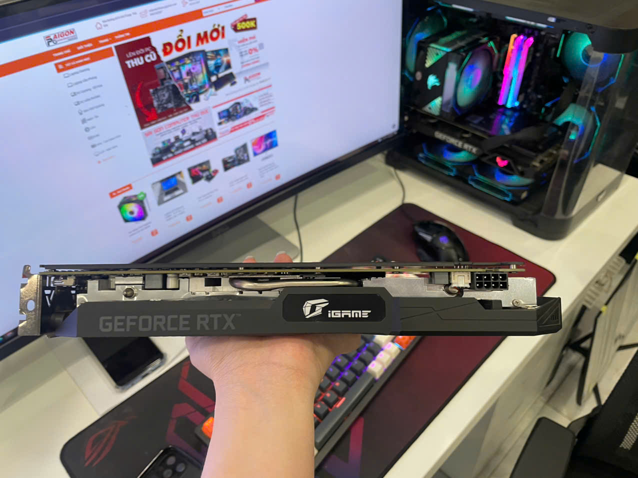 Card màn hình RTX 2060 Ultra-V Colorful (Tạm hết hàng)