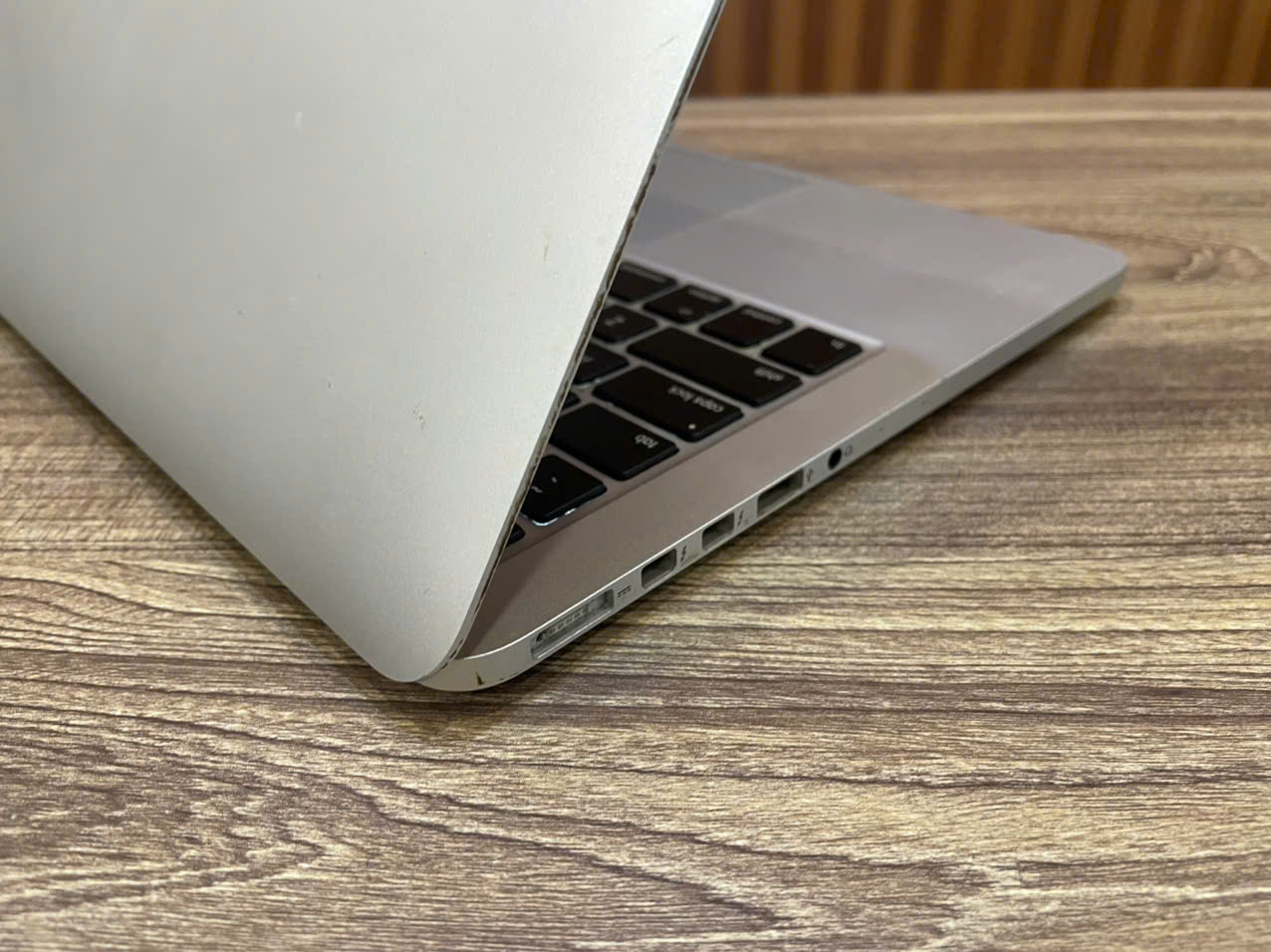 MacBook Pro _ 13.3" / i5-5257U / 8G / 128GB