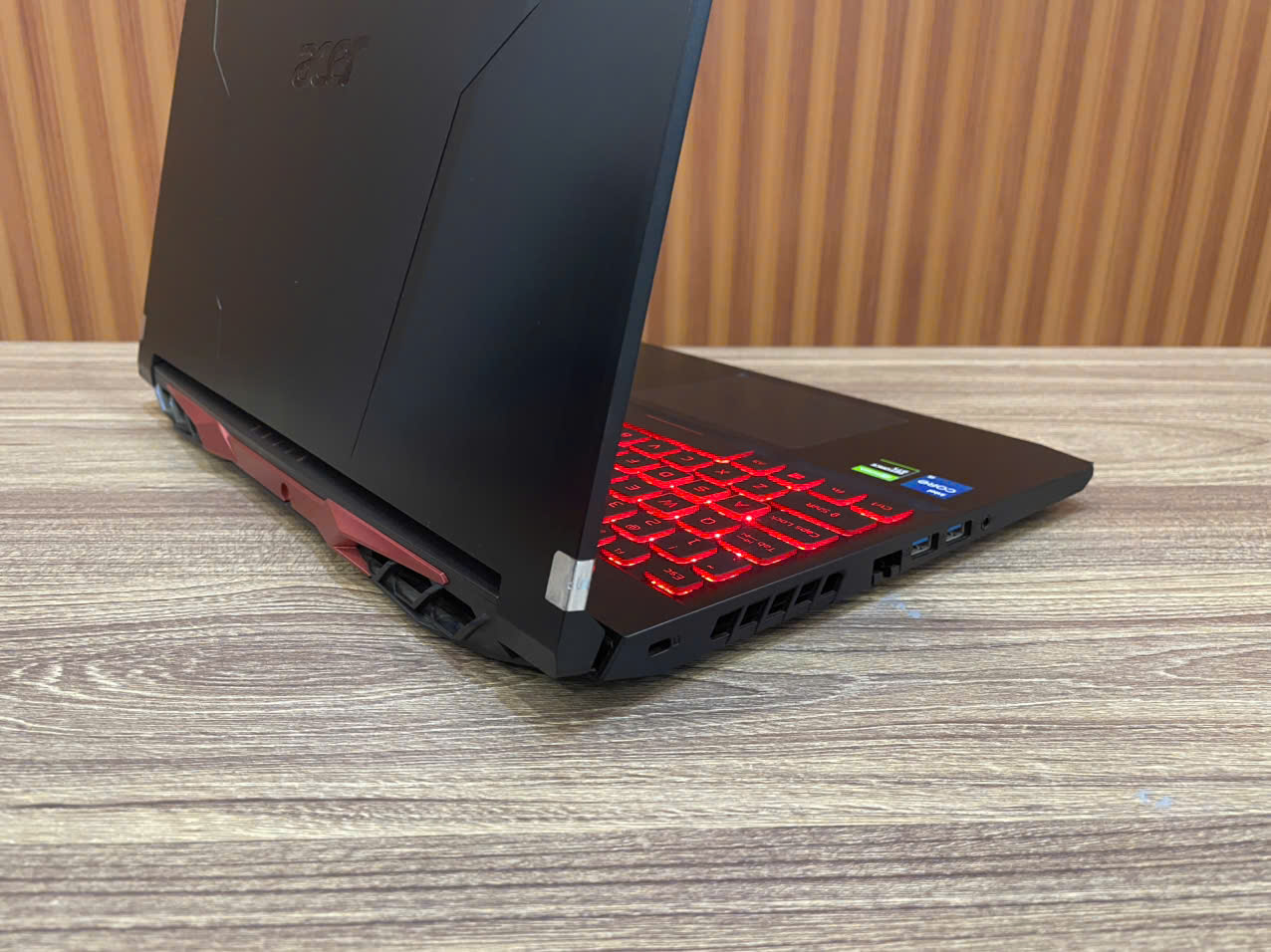 Laptop Gaming Acer Nitro 5 _ 15.6" FHD 144Hz / i5-11400H / GTX 1650 4G / 16GB / 512GB (2nd)