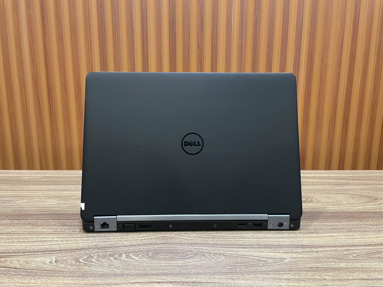 Laptop Dell Latitude 5470 _ 14" FHD / i7-6600U / 16G / 256G (Tạm hết hàng)