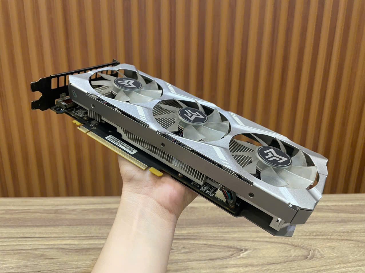 VGA GTX 1660 SUPER 6G 3 FAN LED GALAX Gaming (Tạm hết hàng)