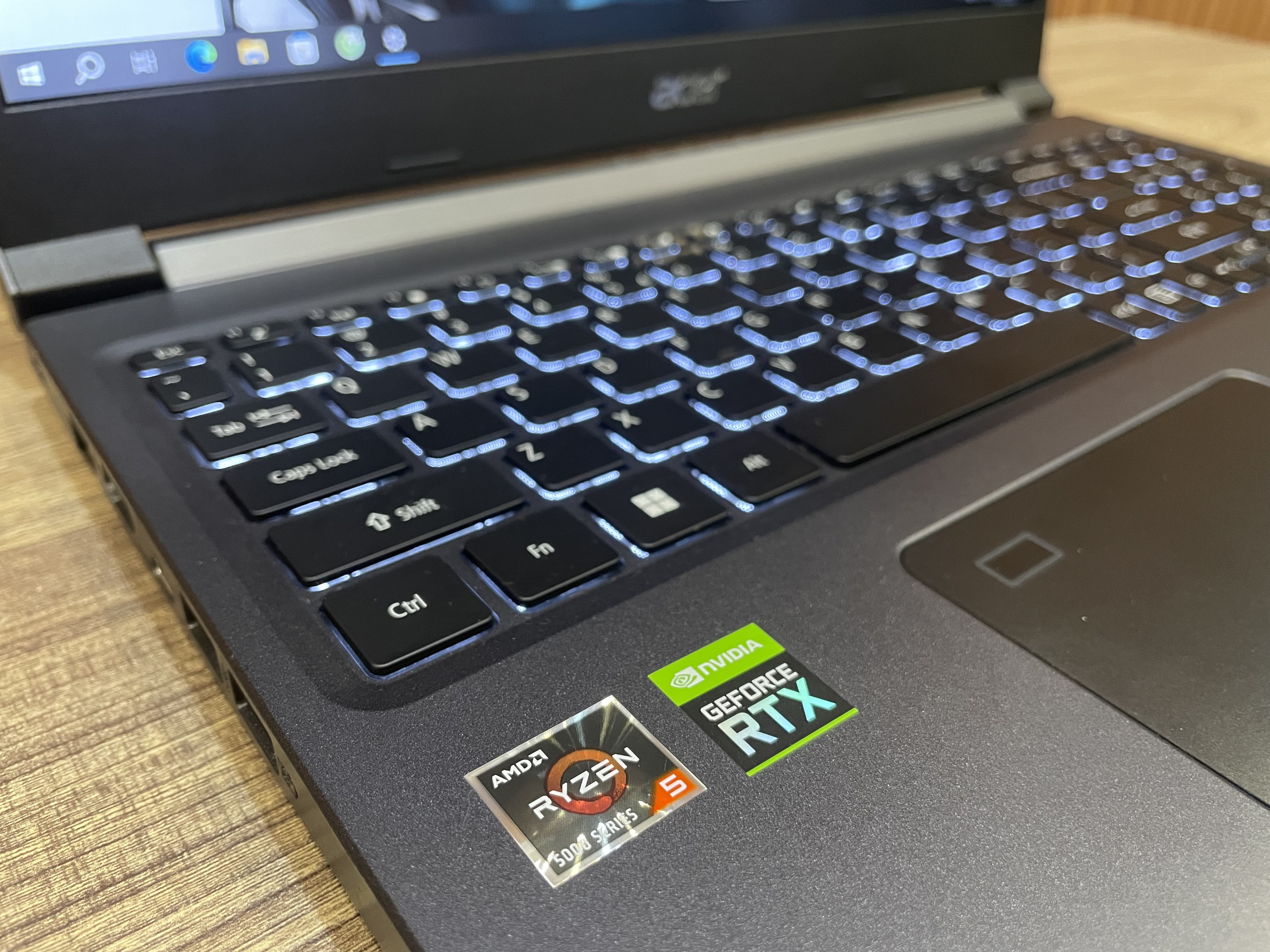 Laptop Gaming Acer Aspire 7 - 15.6" FHD 144Hz / Ryzen 5 5625U / RTX 3050 4G / 16GB / 512GB (2nd Like New)