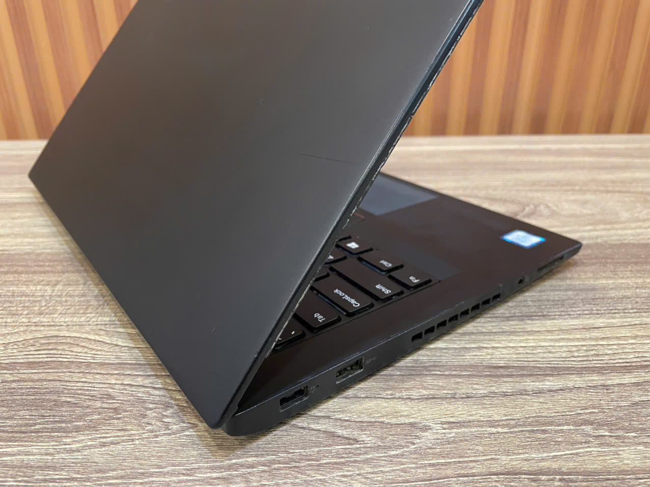 Laptop Lenovo T460s - 14" FHD IPS / i5-6300U / 8G / 256G (Tạm hết hàng)