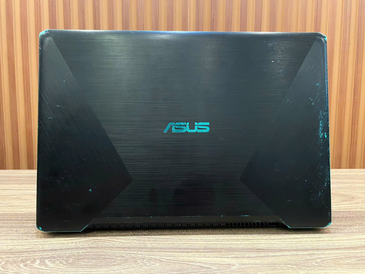 Laptop Gaming ASUS - 15.6" FHD / Ryzen 5 3500U / RTX 1050 4G / 16G / 256G