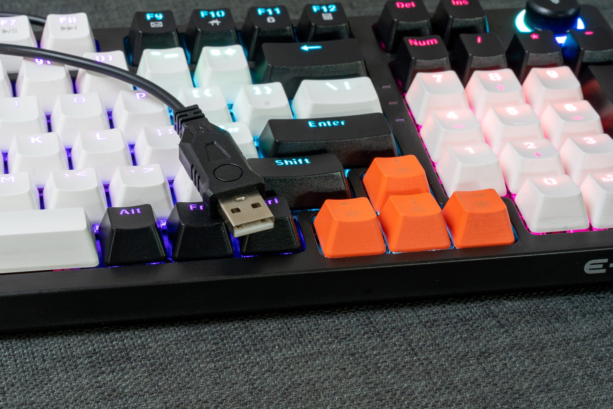 Bàn phím chơi game cơ E-DRA EK398 - Alpha