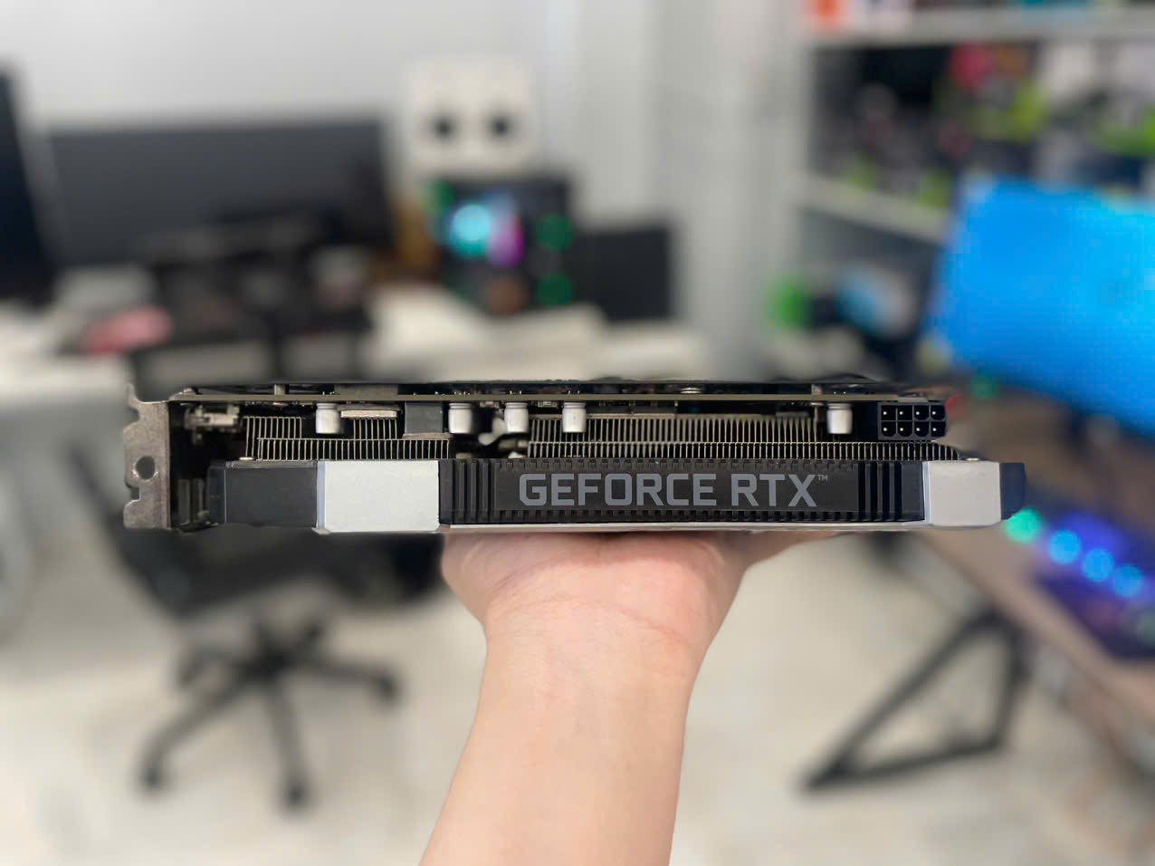 VGA RTX 2060 SUPER GALAX 2 FAN LED 8G Gaming (Tạm hết hàng)