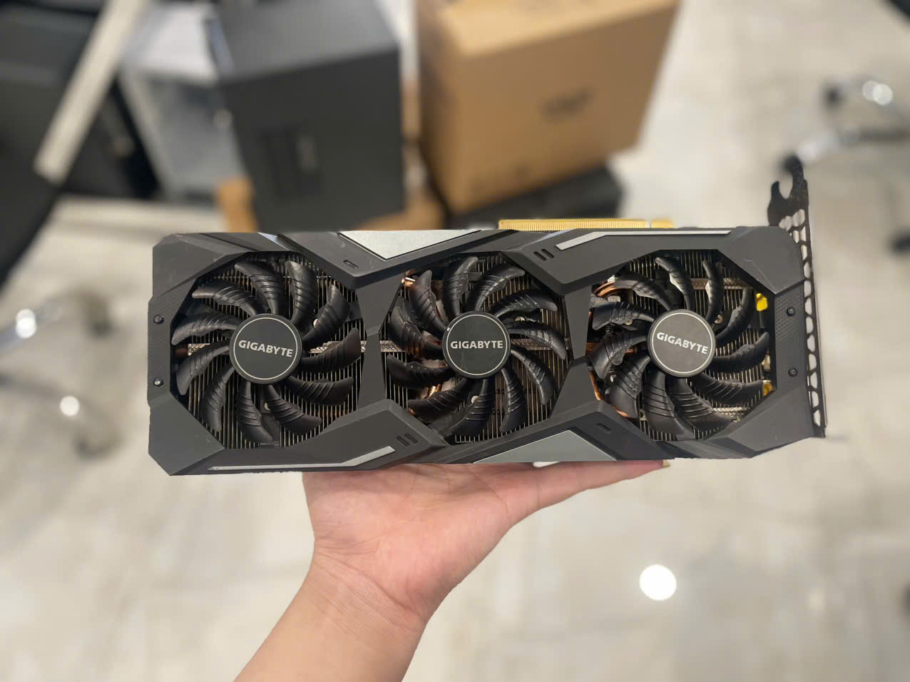 VGA GTX 1660 SUPER GIGA 3 FAN 6G (Tạm hết hàng)