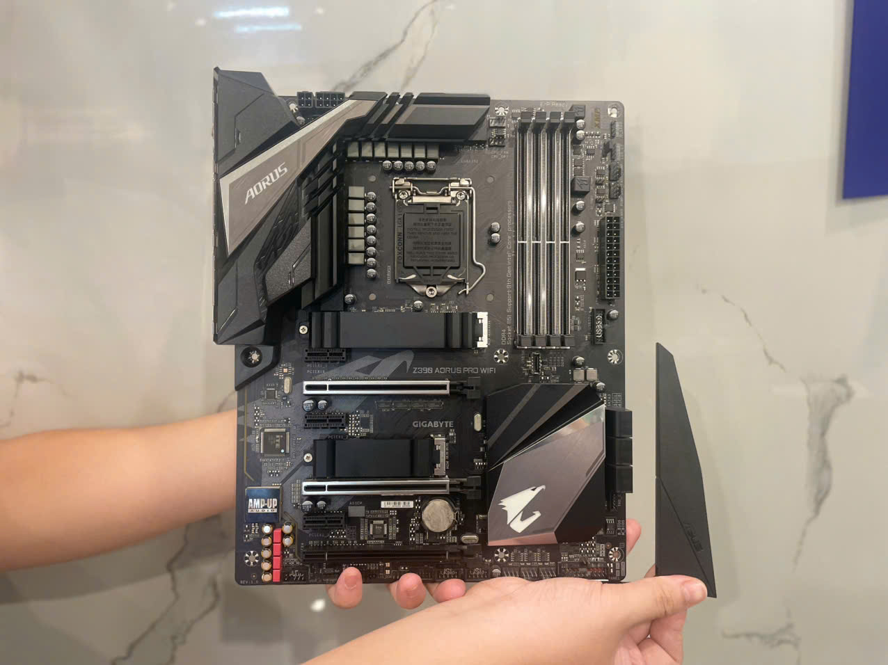 Main Z390 AORUS PRO WIFI Cấu hình khủng (Tạm hết hàng)