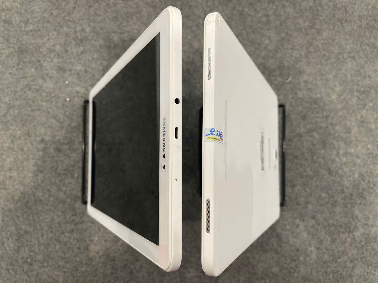 Máy tinh bảng Galaxy Tab A with S Pen - 10" FHD / 16GB (2nd)